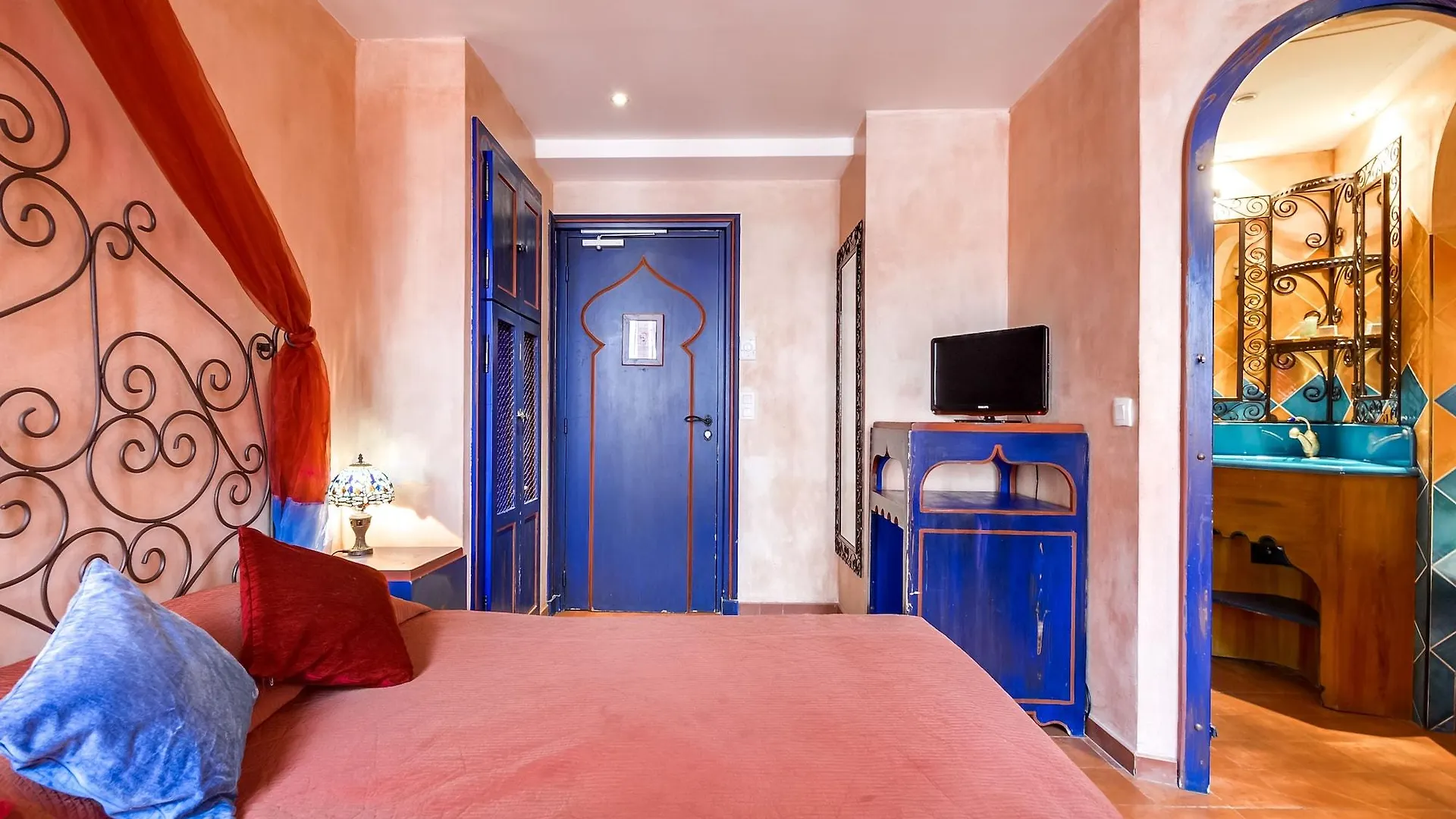 Royale Montsouris 3* Paris