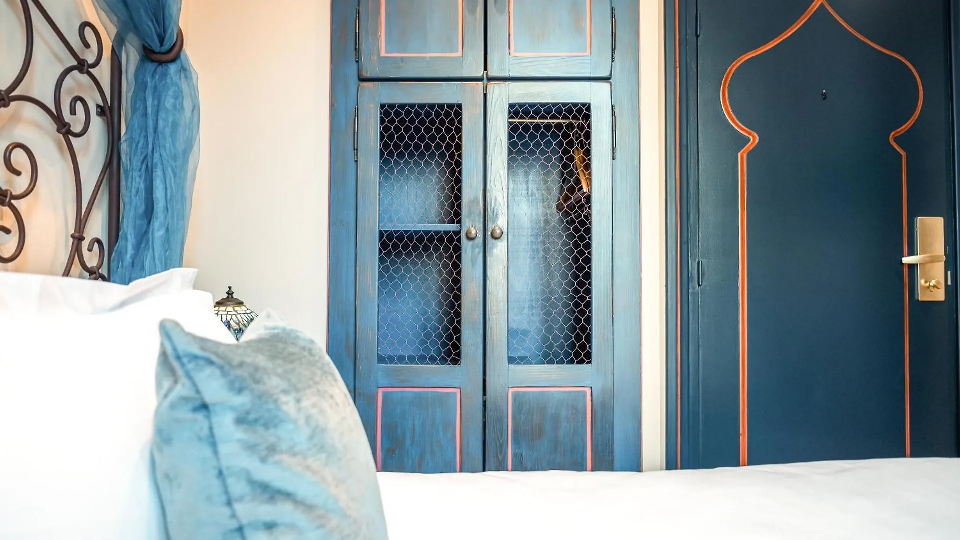 Royale Montsouris 3* Paris
