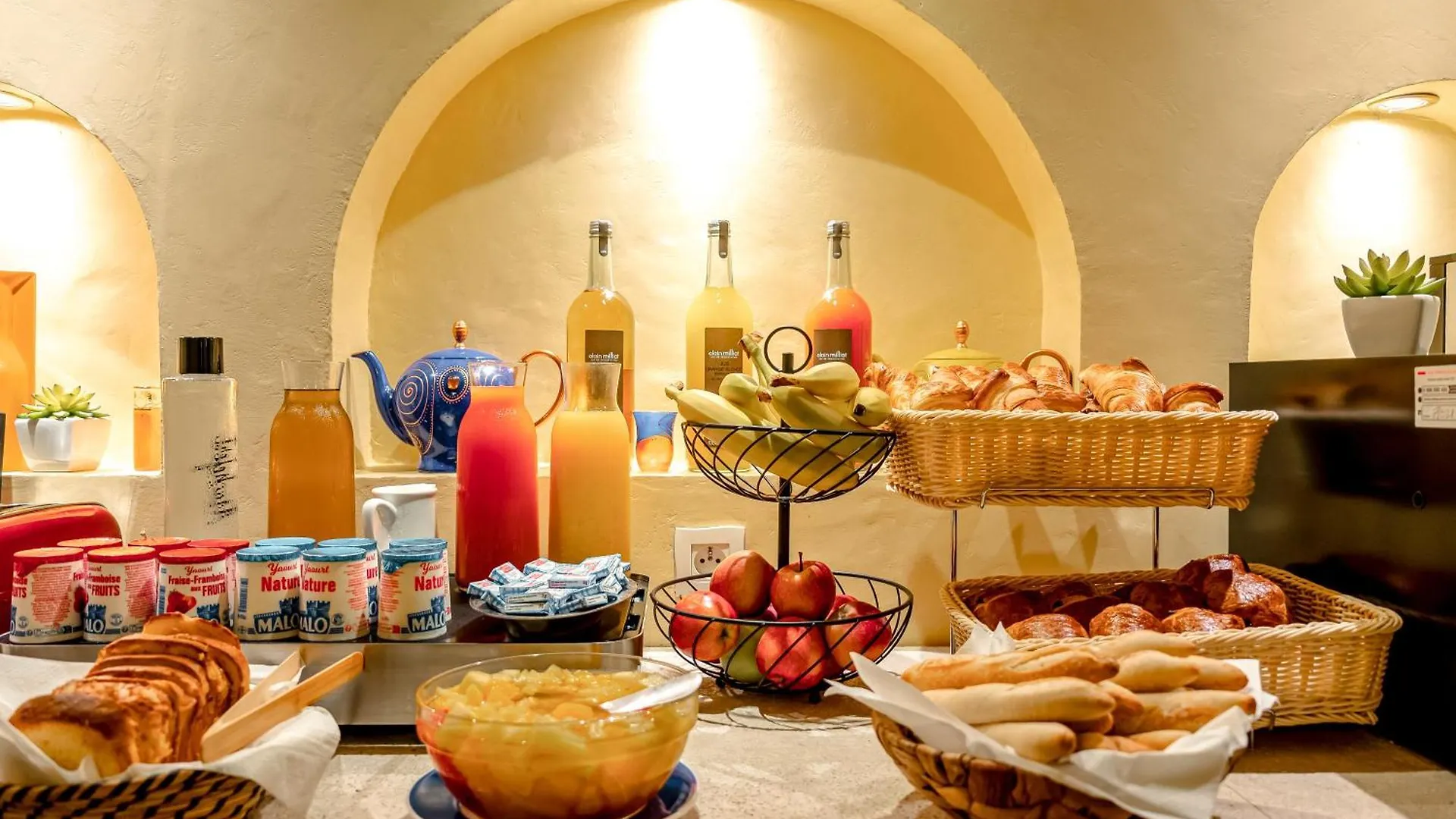 Royale Montsouris Hotel